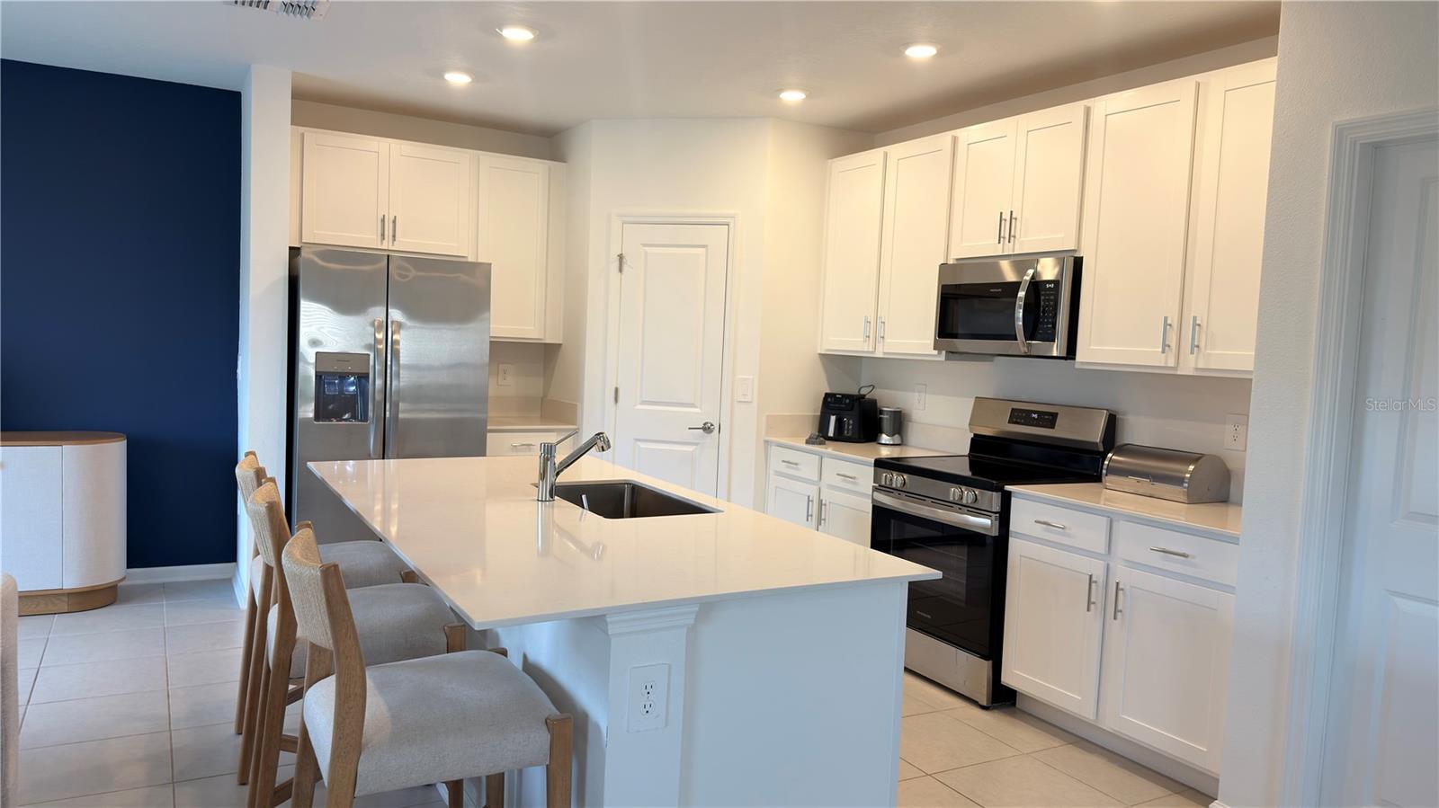 2731 ARMSTRONG AVE, CLERMONT, FL, 34714