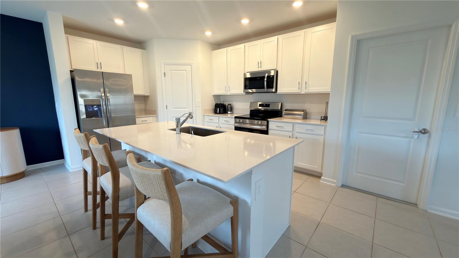 2731 ARMSTRONG AVE, CLERMONT, FL, 34714