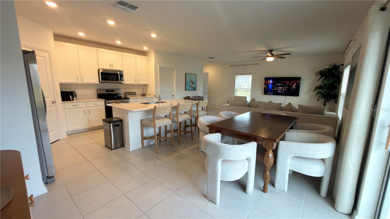 2731 ARMSTRONG AVE, CLERMONT, FL, 34714