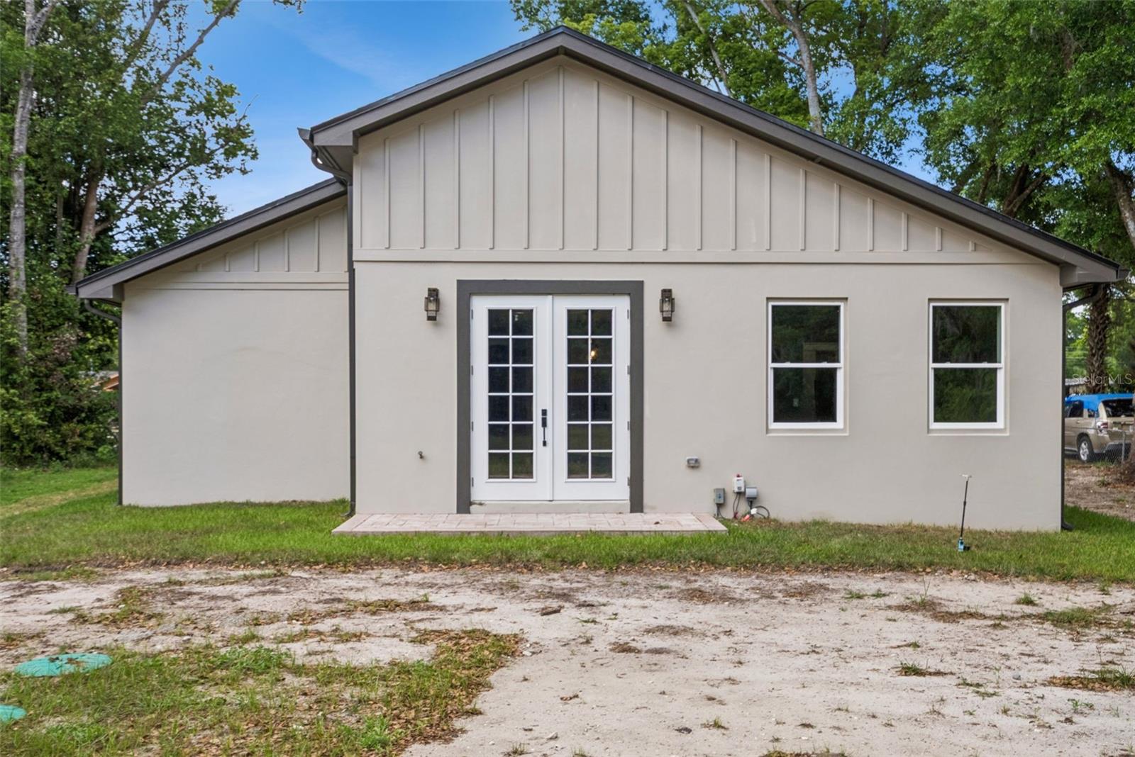 420 E 10TH ST, APOPKA, FL, 32703