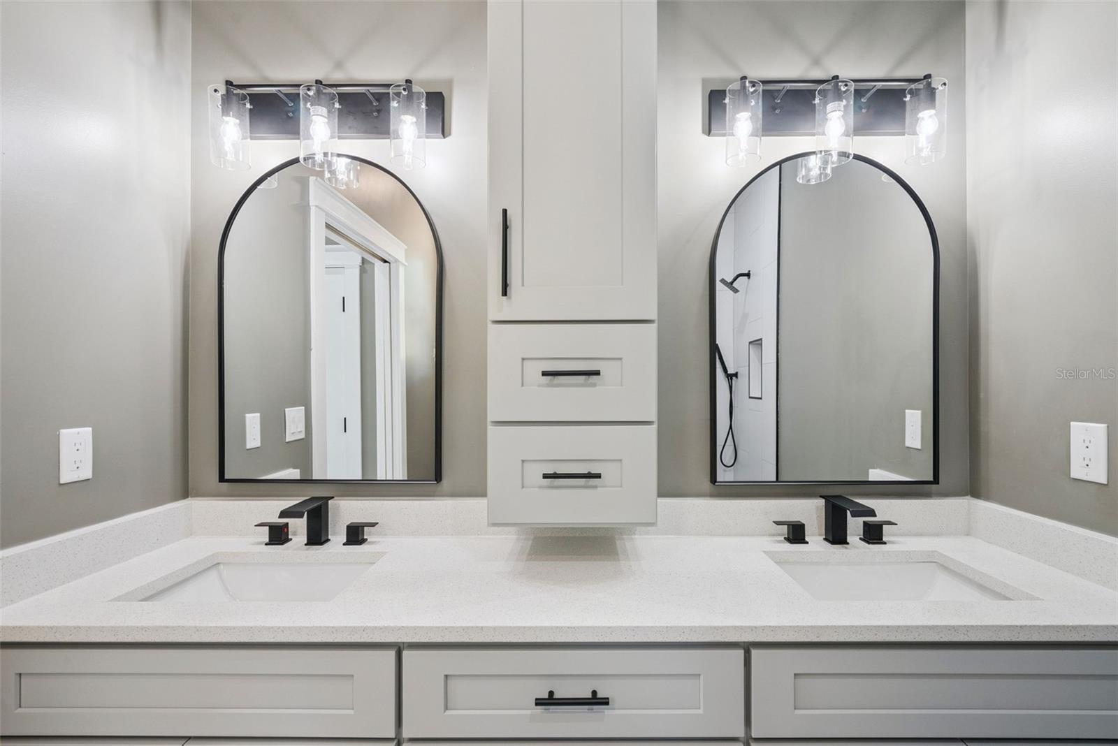 420 E 10TH ST, APOPKA, FL, 32703