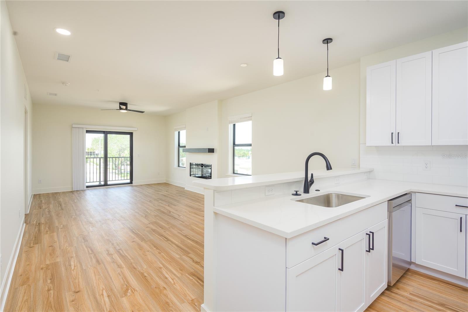 415 SE 1ST AVE #201, OCALA, FL, 34471