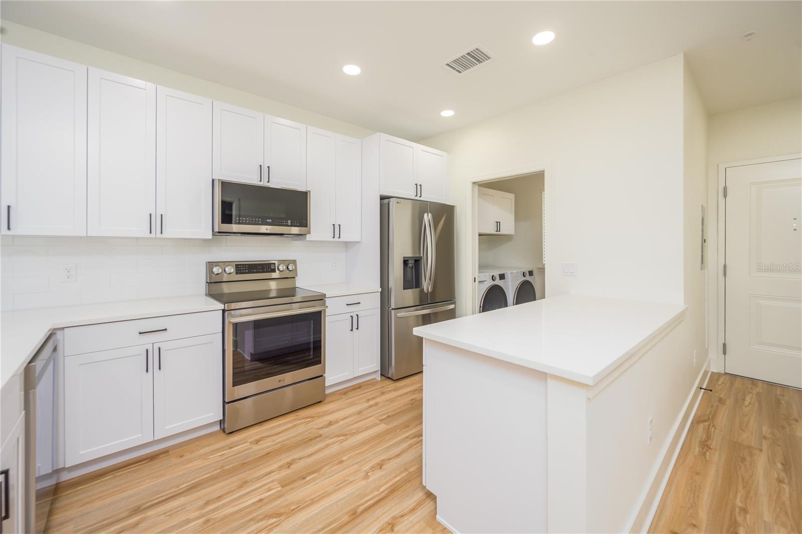 415 SE 1ST AVE #201, OCALA, FL, 34471