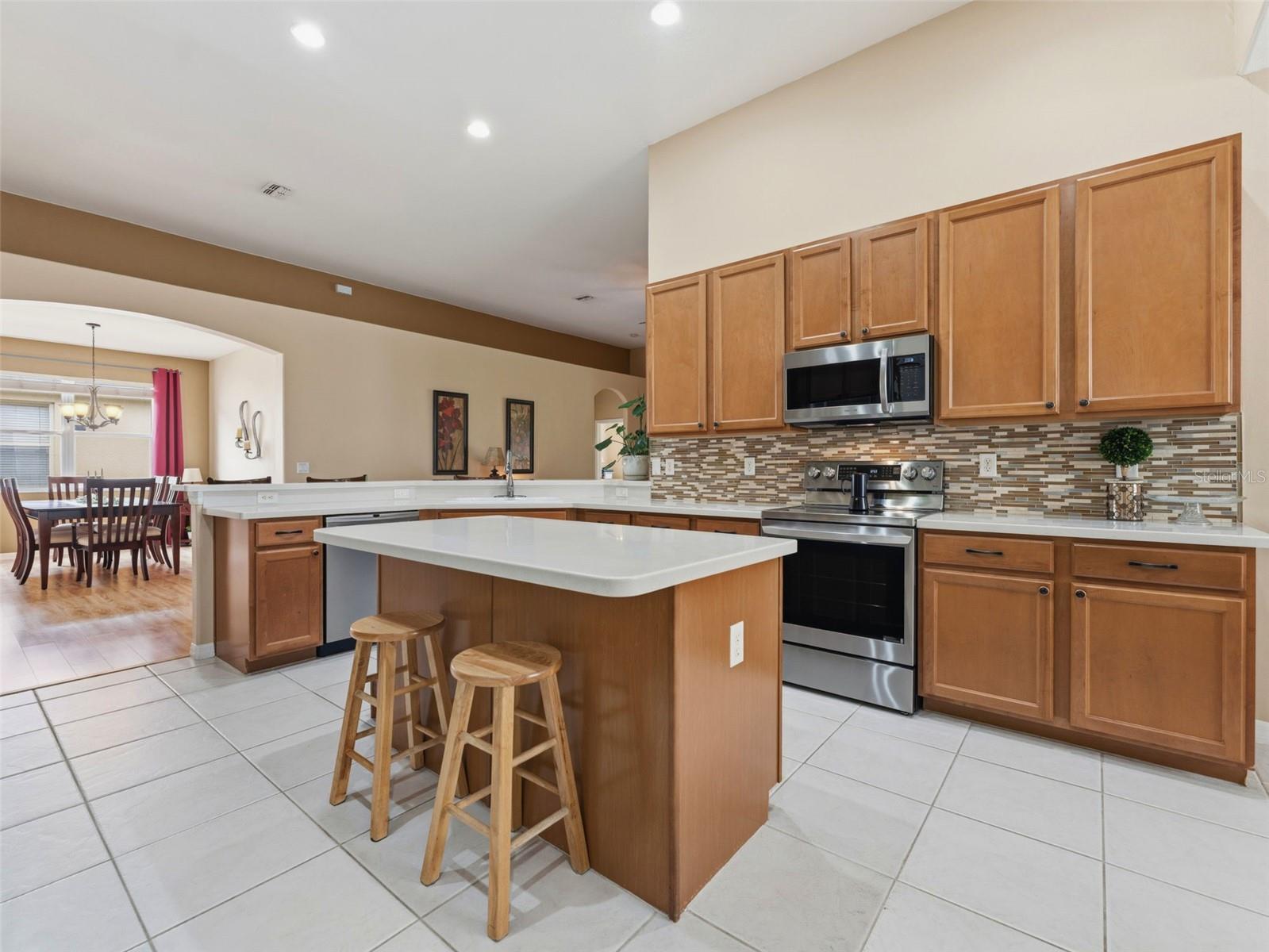 2236 PANTUCKET DR, WESLEY CHAPEL, FL, 33543