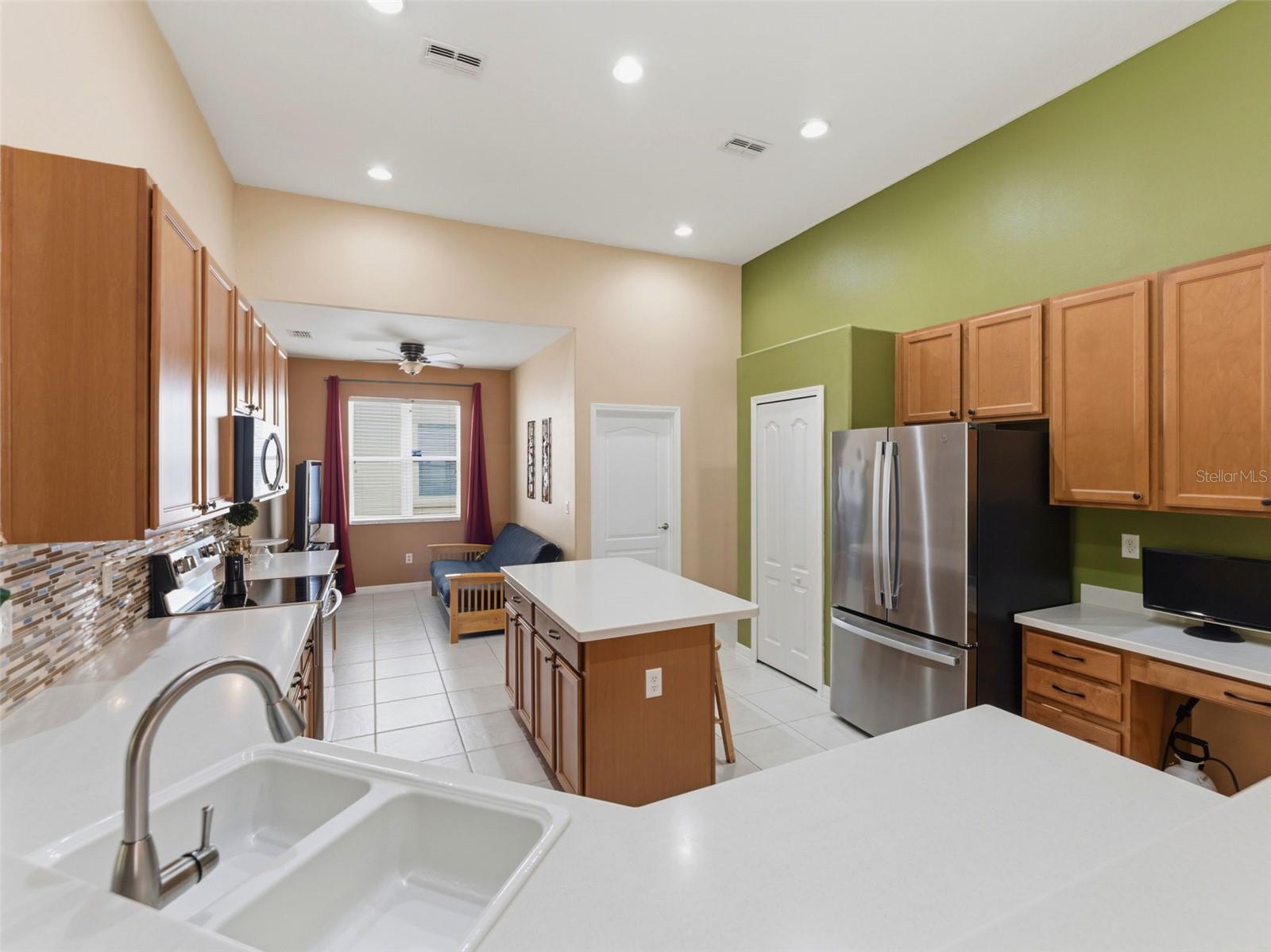 2236 PANTUCKET DR, WESLEY CHAPEL, FL, 33543