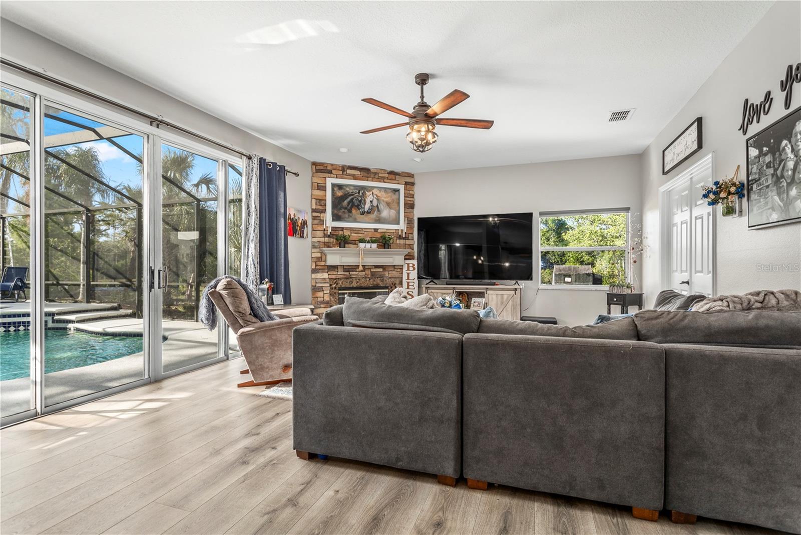 1140 GALLANT FOX WAY, CHULUOTA, FL, 32766