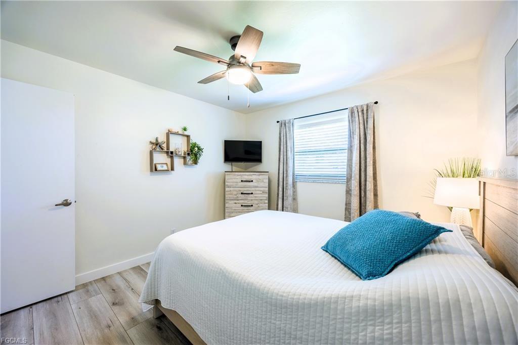 420 SW 37TH ST, CAPE CORAL, FL, 33914