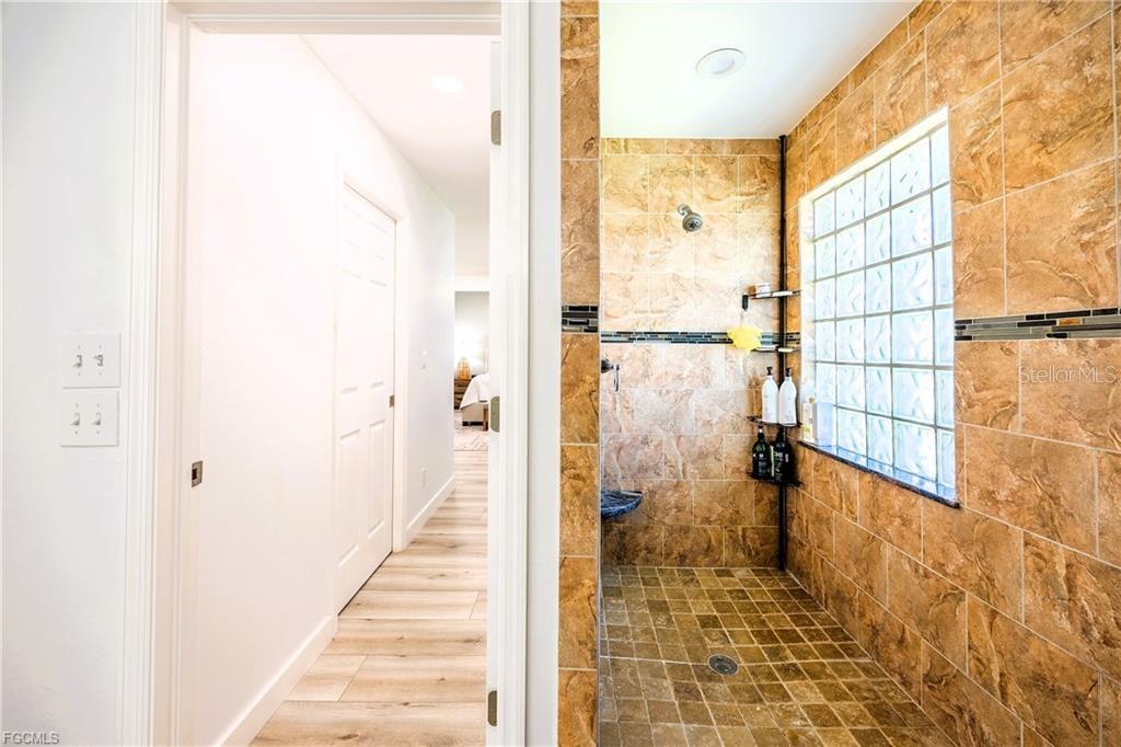 420 SW 37TH ST, CAPE CORAL, FL, 33914