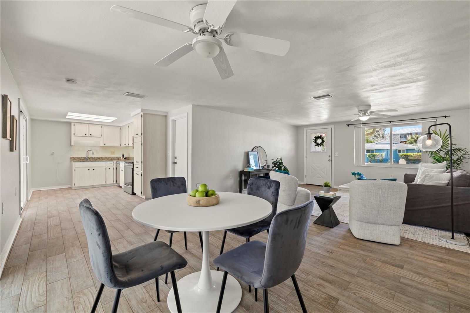 5041 BAY BLVD, PORT RICHEY, FL, 34668