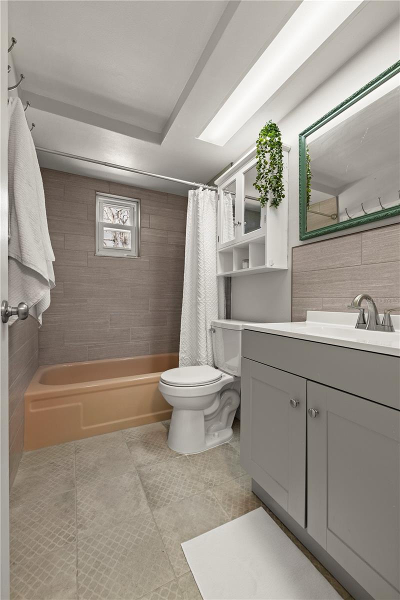 5041 BAY BLVD, PORT RICHEY, FL, 34668