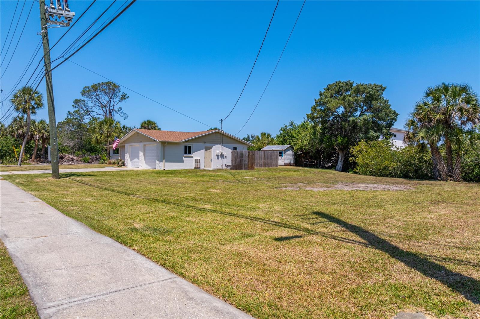 5041 BAY BLVD, PORT RICHEY, FL, 34668