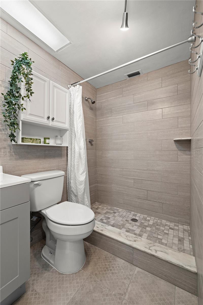 5041 BAY BLVD, PORT RICHEY, FL, 34668