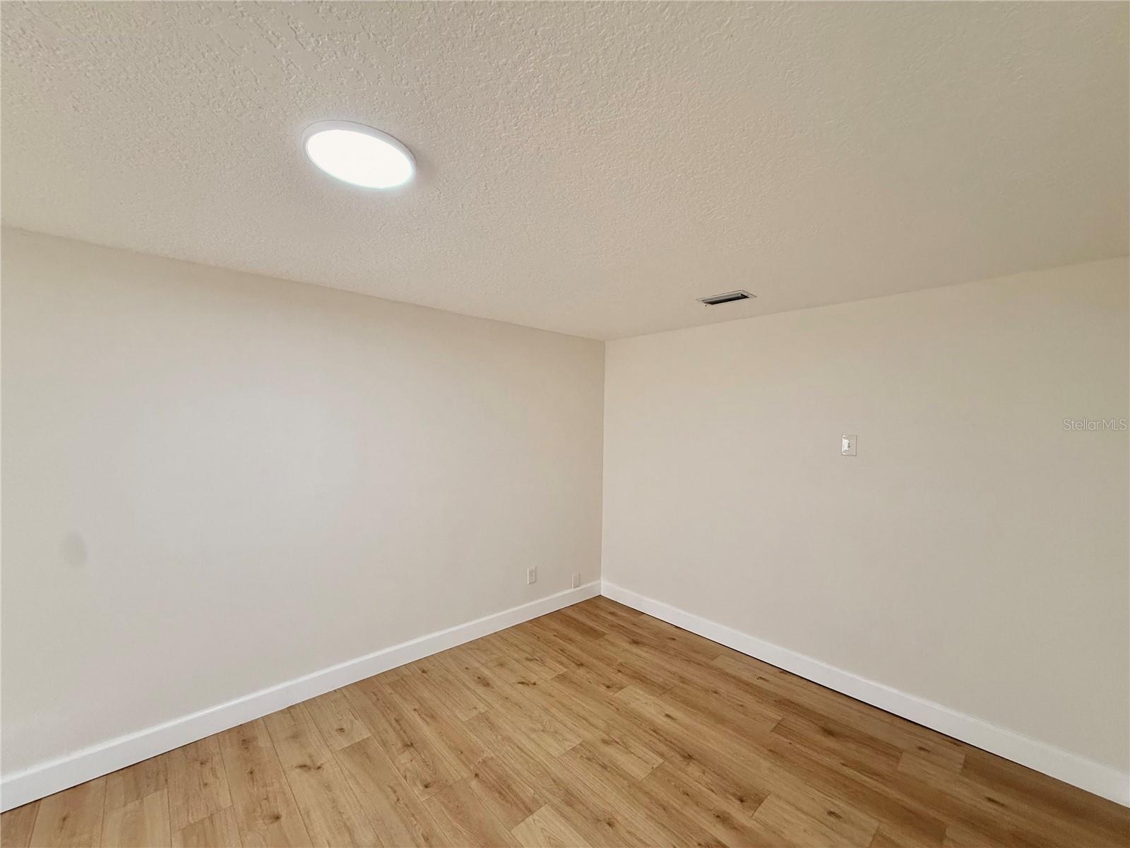 2334 VINCENT RD, ORLANDO, FL, 32817