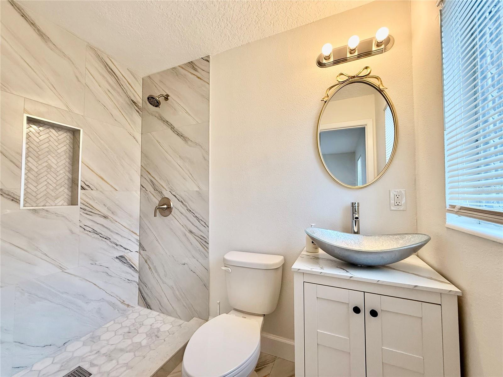 2334 VINCENT RD, ORLANDO, FL, 32817