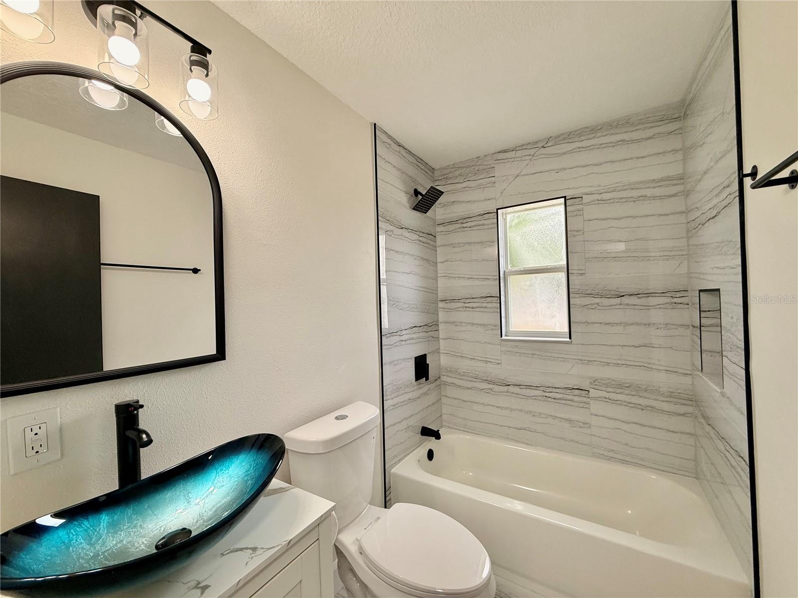 2334 VINCENT RD, ORLANDO, FL, 32817