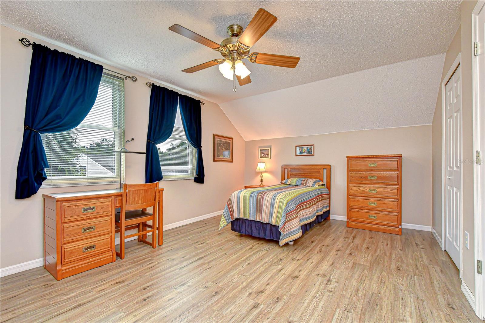 707 ORCHARD ISLE CT, VALRICO, FL, 33594