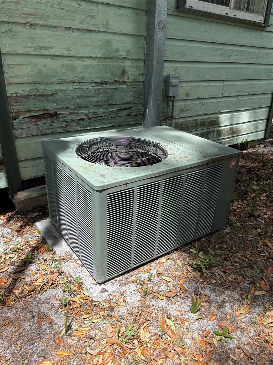 221 S RAVEN TER, INVERNESS, FL, 34450