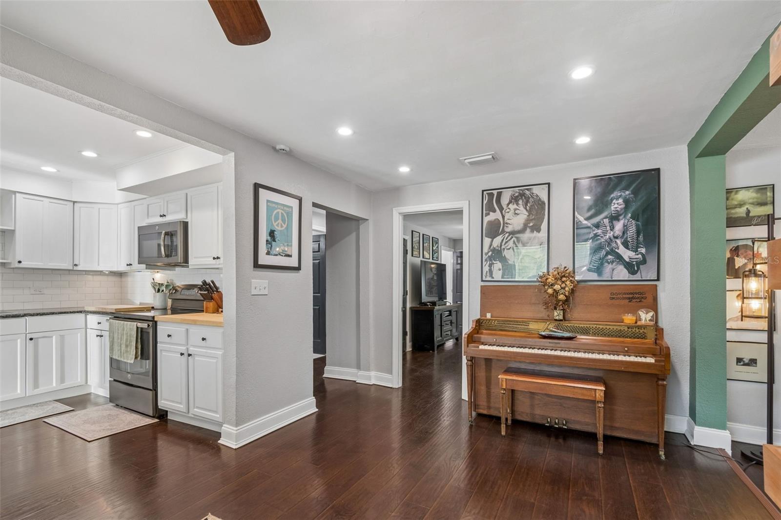 10917 72ND AVE, SEMINOLE, FL, 33772