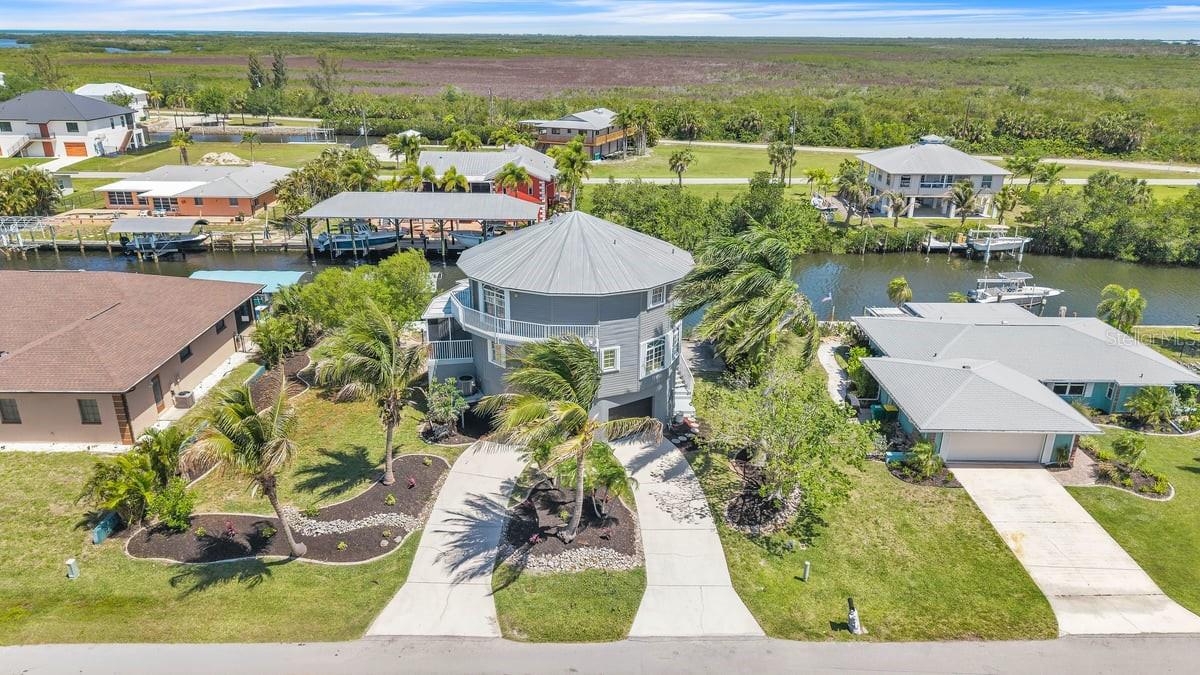 24262 CAPTAIN KIDD BLVD, PUNTA GORDA, FL, 33955