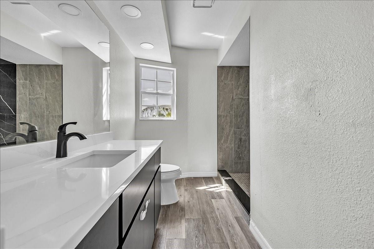 24262 CAPTAIN KIDD BLVD, PUNTA GORDA, FL, 33955