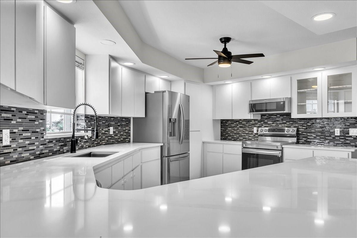 24262 CAPTAIN KIDD BLVD, PUNTA GORDA, FL, 33955