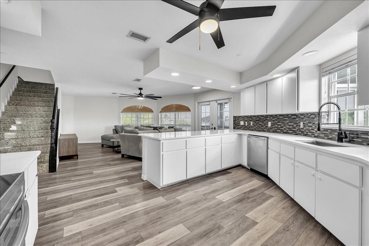 24262 CAPTAIN KIDD BLVD, PUNTA GORDA, FL, 33955