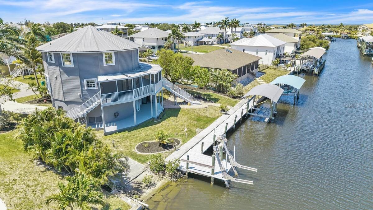 24262 CAPTAIN KIDD BLVD, PUNTA GORDA, FL, 33955