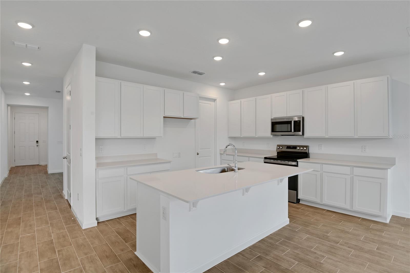 330 ALEXANDRITE ST, DELAND, FL, 32720