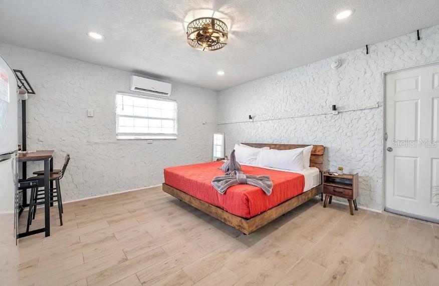 602 POINSETTIA AVE, CLEARWATER BEACH, FL, 33767