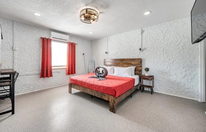 602 POINSETTIA AVE, CLEARWATER BEACH, FL, 33767