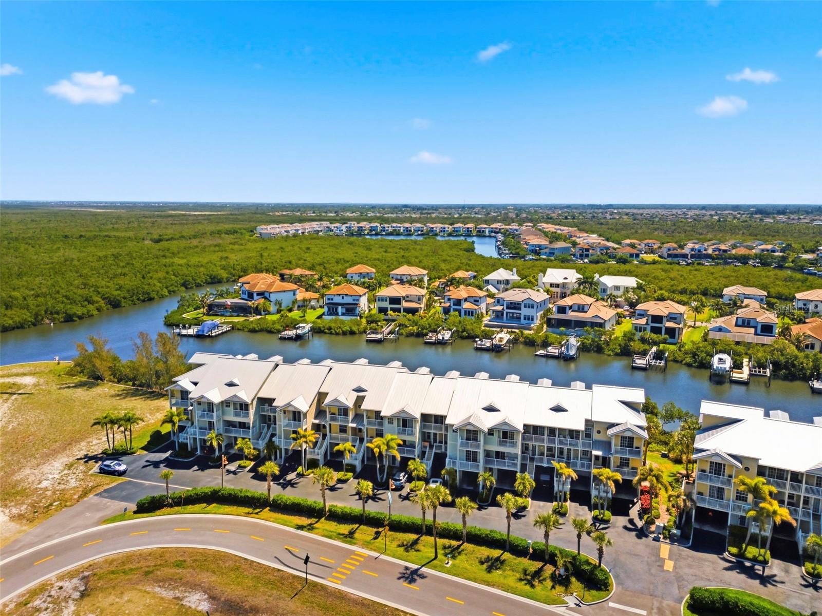 601 BAHIA BEACH BLVD, RUSKIN, FL, 33570