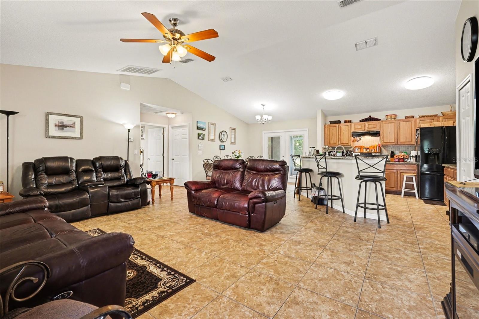 3147 SYDNEY DOVER RD, DOVER, FL, 33527