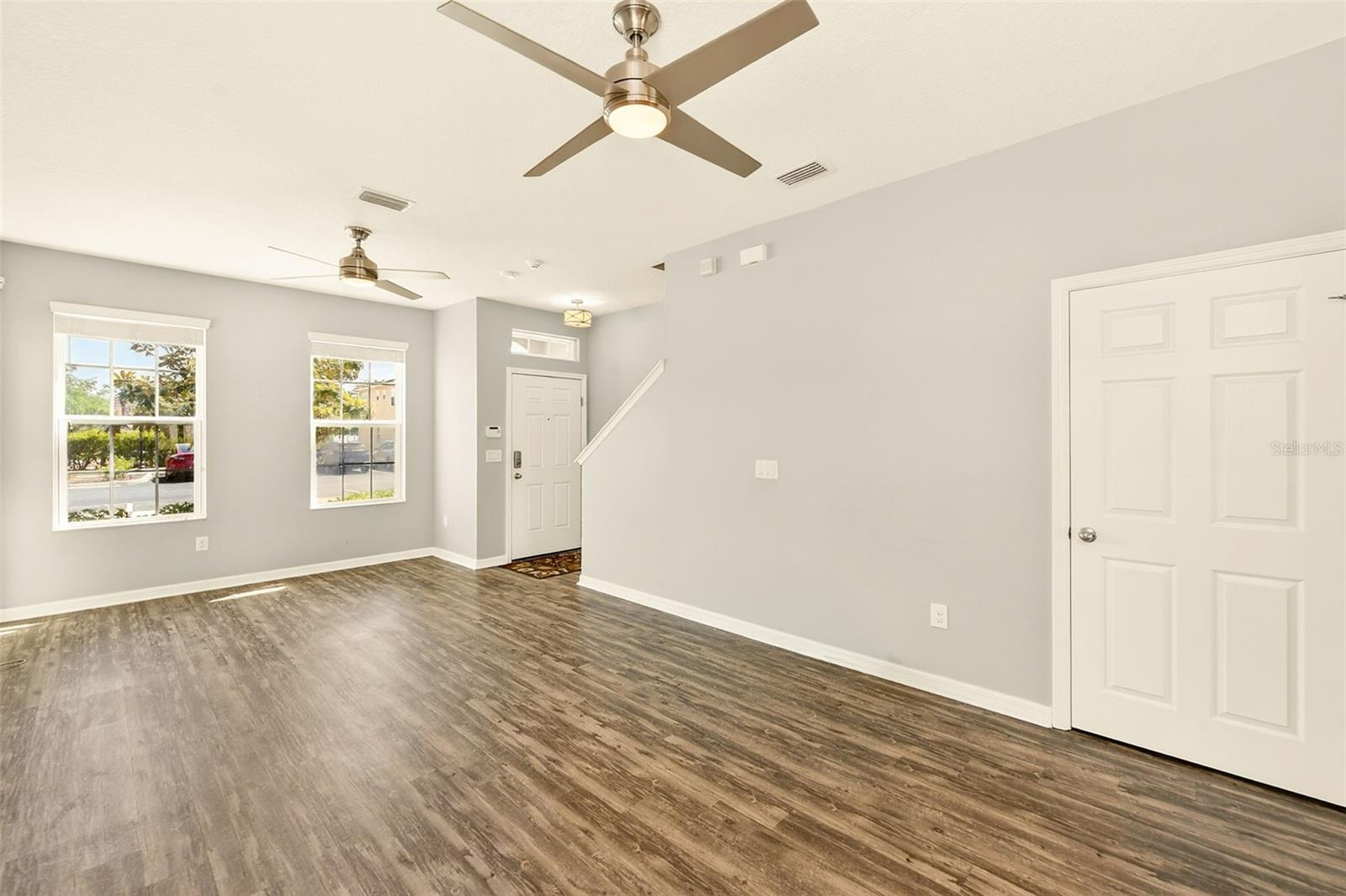 6905 TOWERING SPRUCE DR, RIVERVIEW, FL, 33578