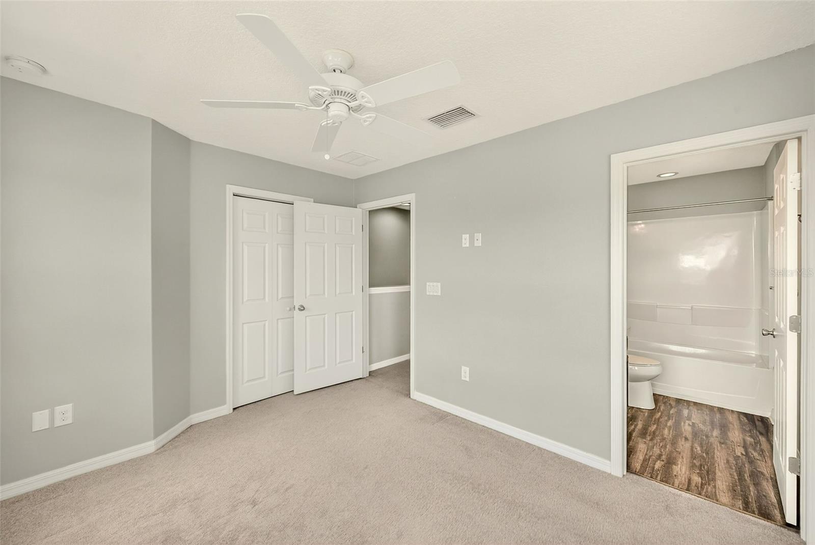 6905 TOWERING SPRUCE DR, RIVERVIEW, FL, 33578