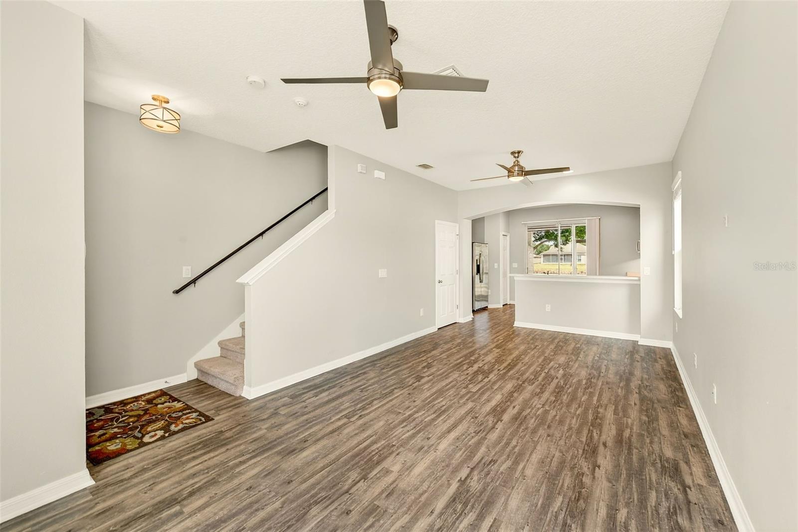 6905 TOWERING SPRUCE DR, RIVERVIEW, FL, 33578