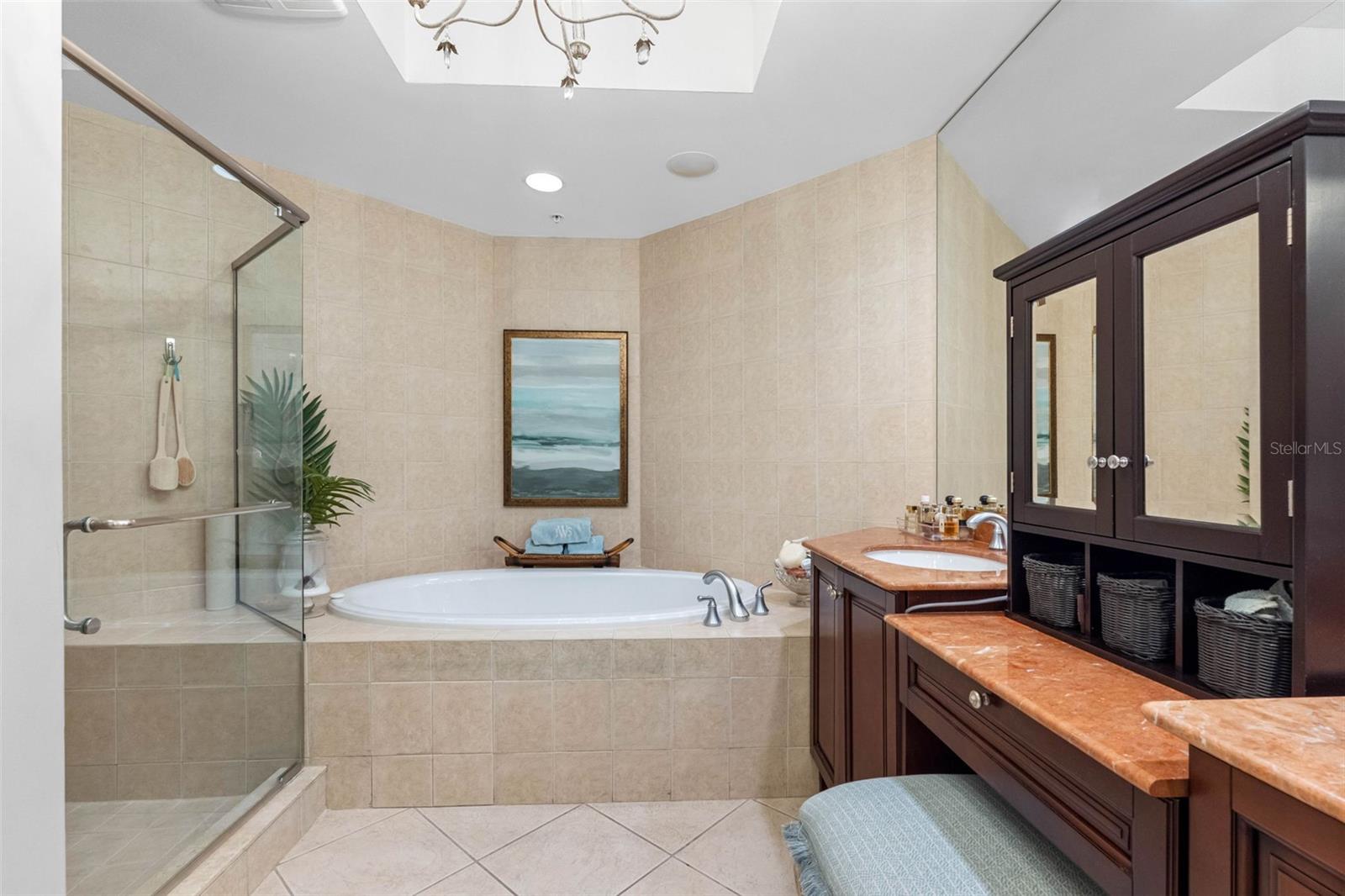 5823 BOWEN DANIEL DR #603, TAMPA, FL, 33616