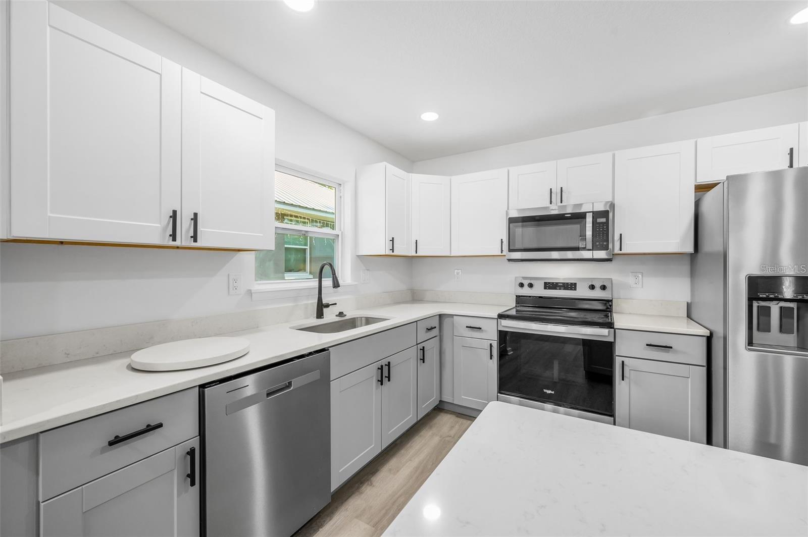 1523 NE 1ST AVE, GAINESVILLE, FL, 32641