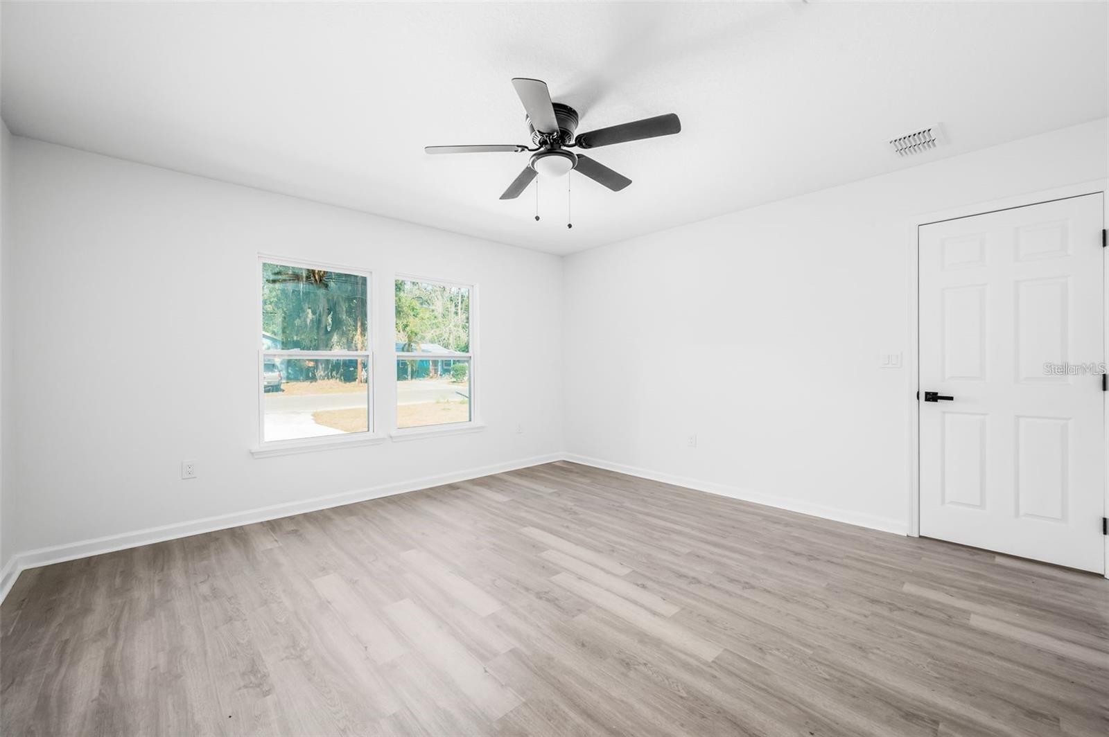 1523 NE 1ST AVE, GAINESVILLE, FL, 32641