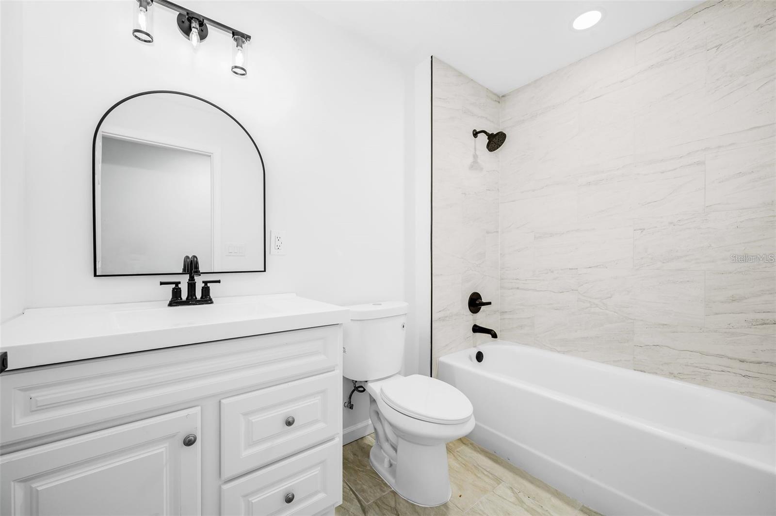 1523 NE 1ST AVE, GAINESVILLE, FL, 32641