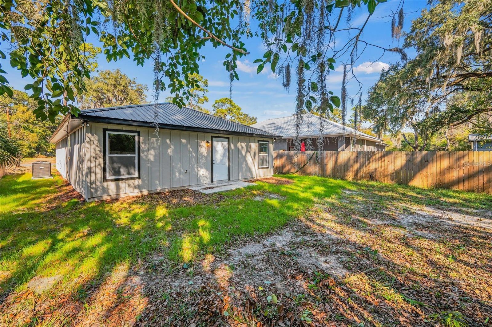 1523 NE 1ST AVE, GAINESVILLE, FL, 32641