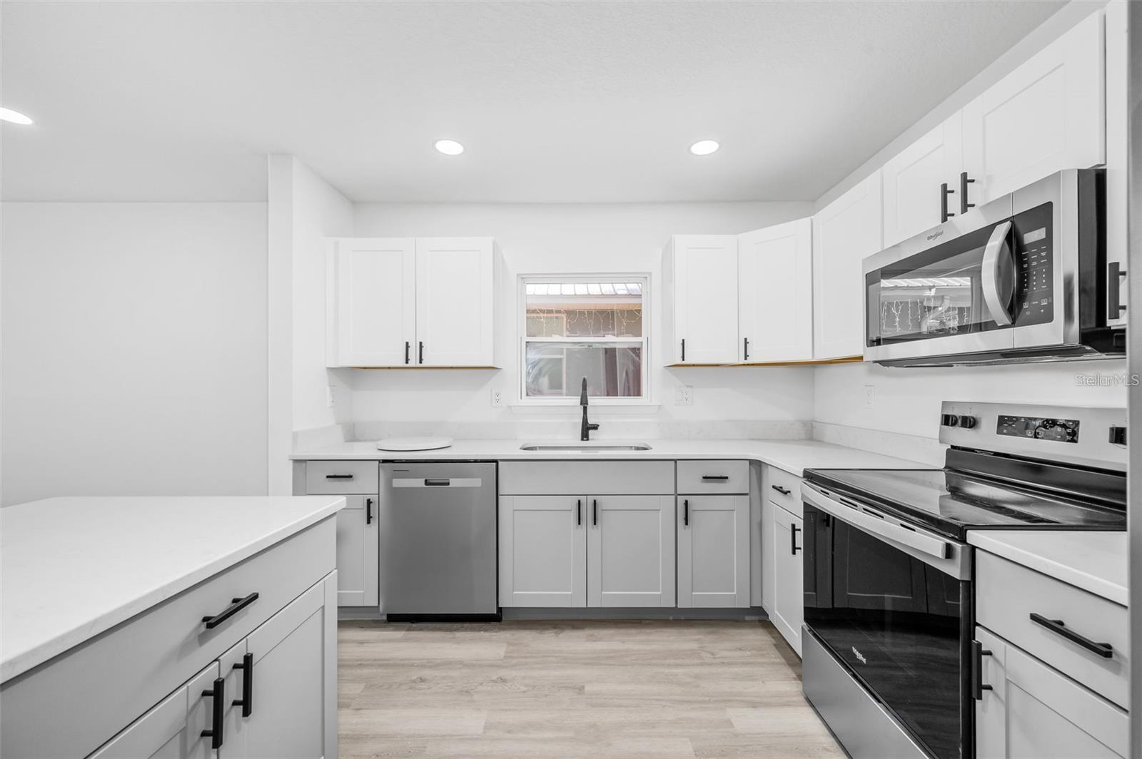 1523 NE 1ST AVE, GAINESVILLE, FL, 32641