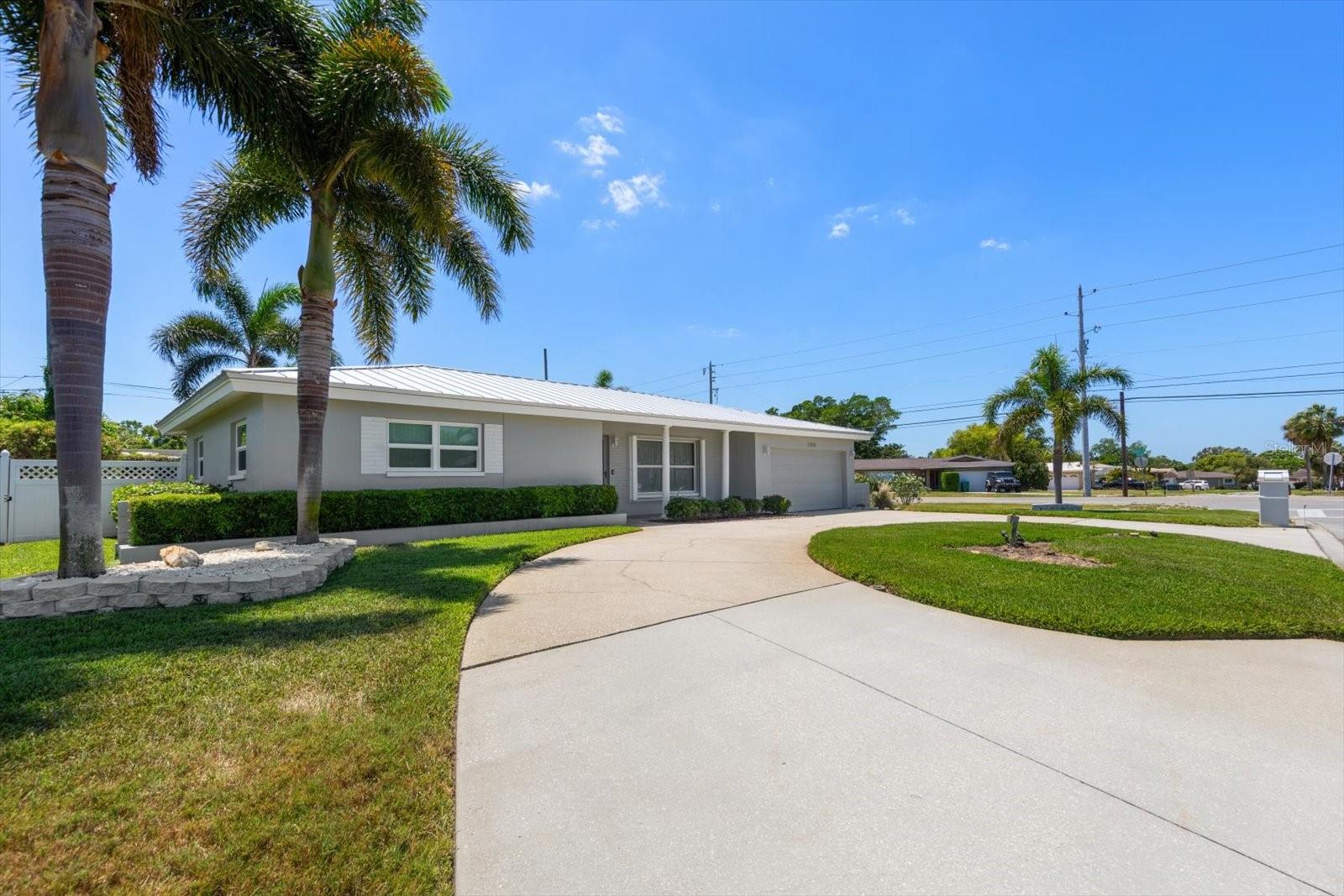 13996 BARBADOS DR, SEMINOLE, FL, 33776