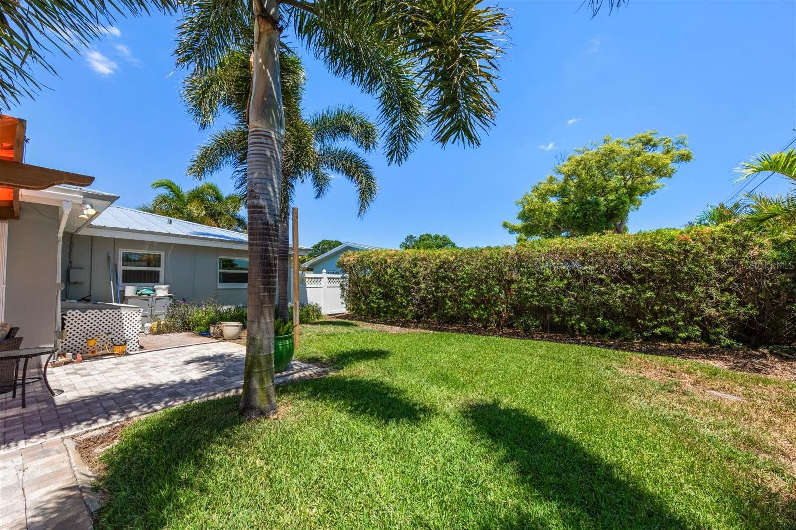 13996 BARBADOS DR, SEMINOLE, FL, 33776