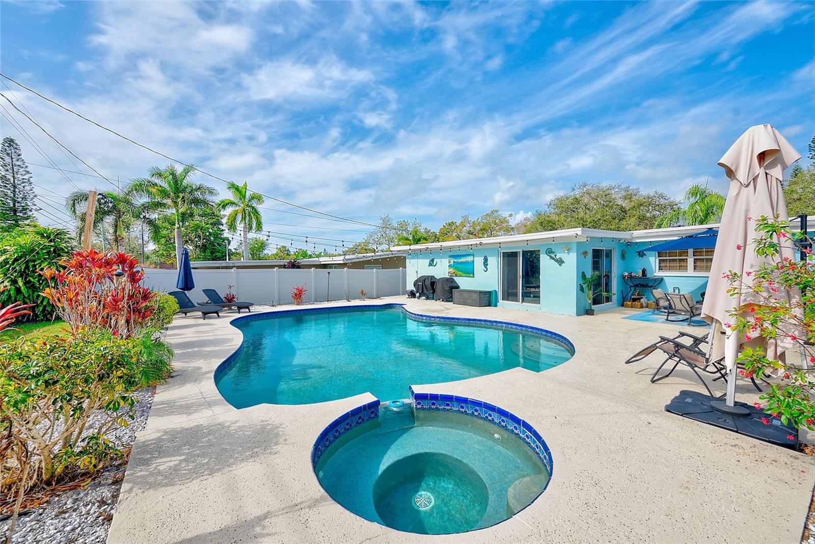 2032 GATEWOOD DR, LARGO, FL, 33770