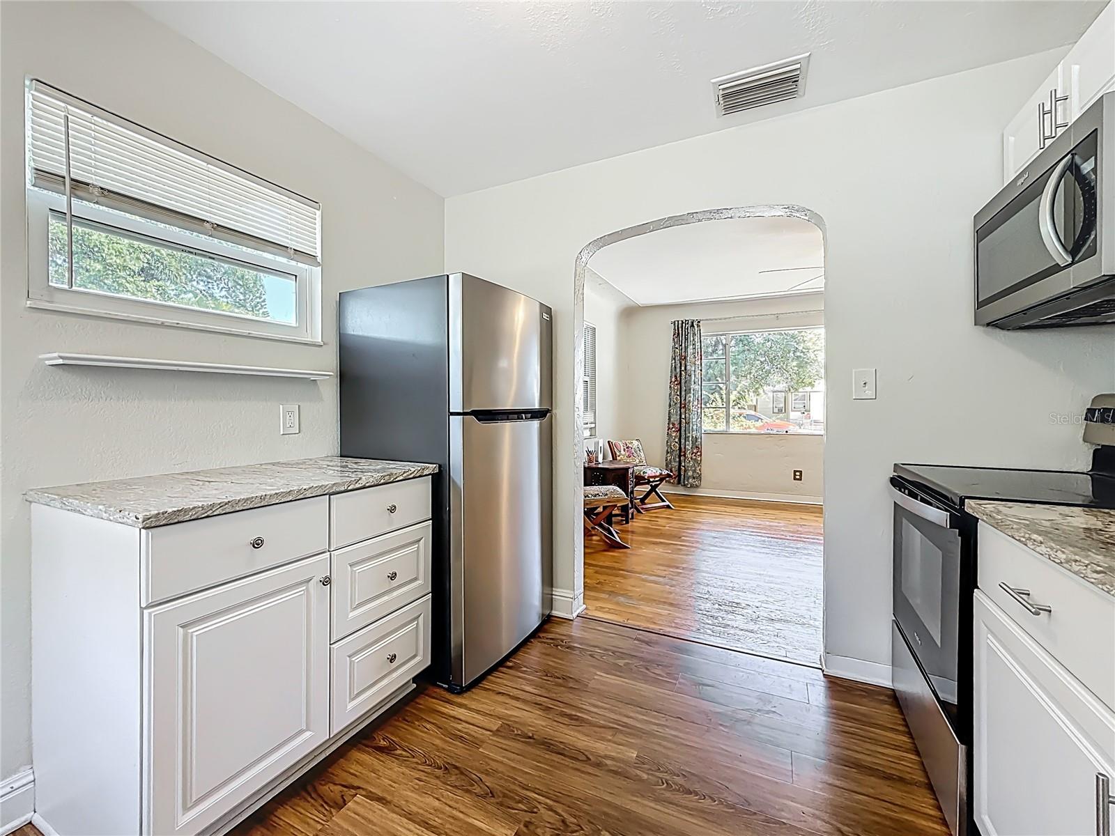 2435 14TH AVE N, ST PETERSBURG, FL, 33713