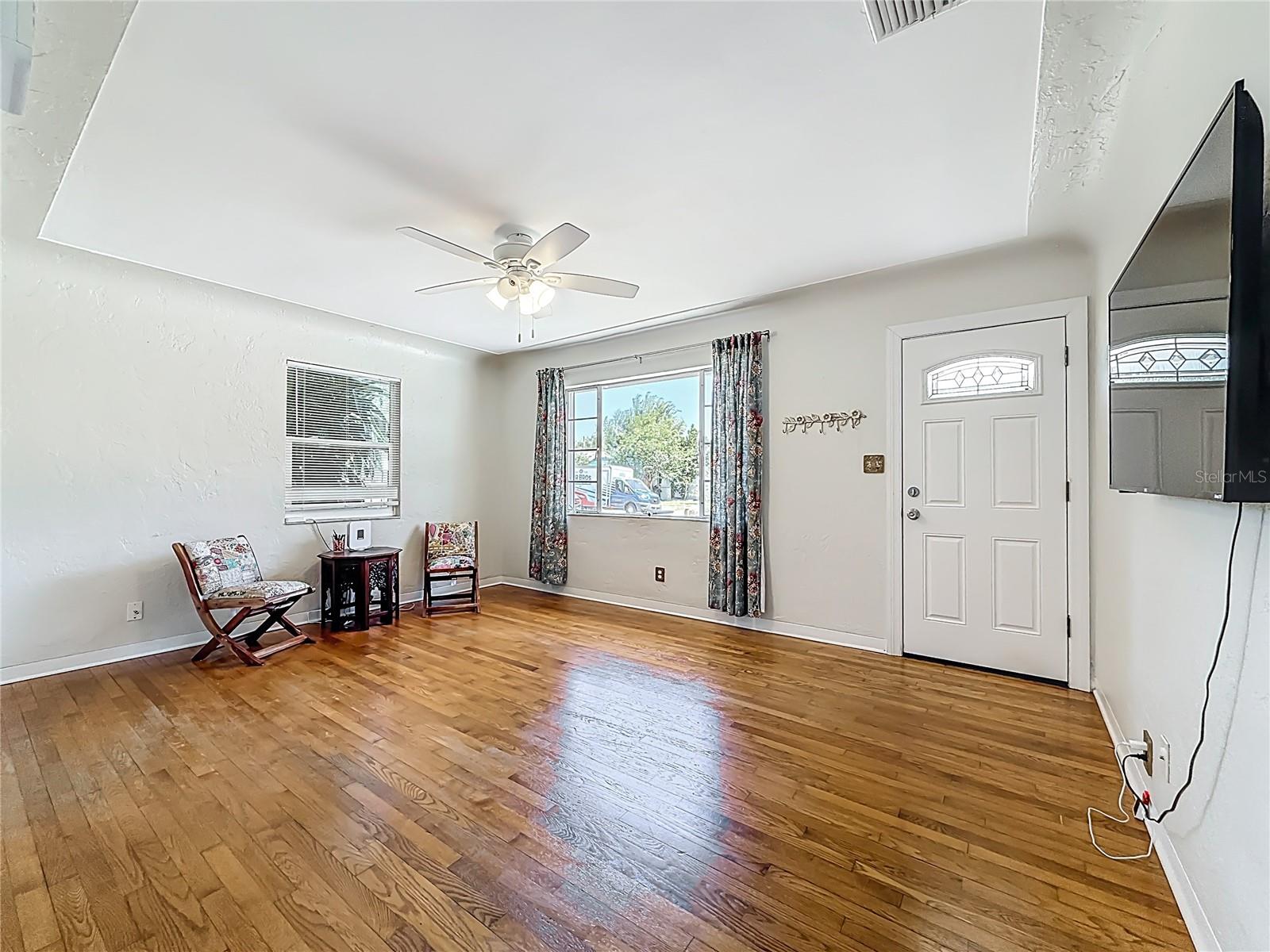 2435 14TH AVE N, ST PETERSBURG, FL, 33713