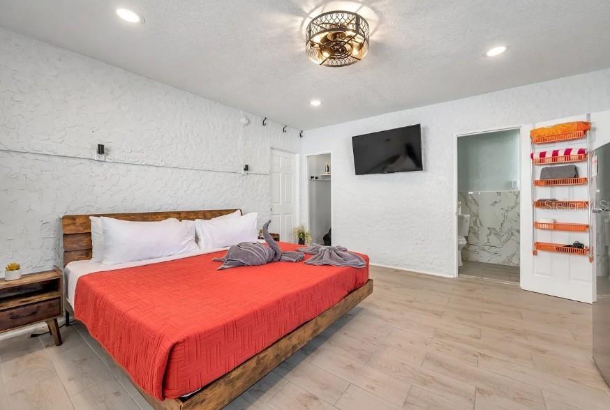 602 POINSETTIA AVE, CLEARWATER BEACH, FL, 33767