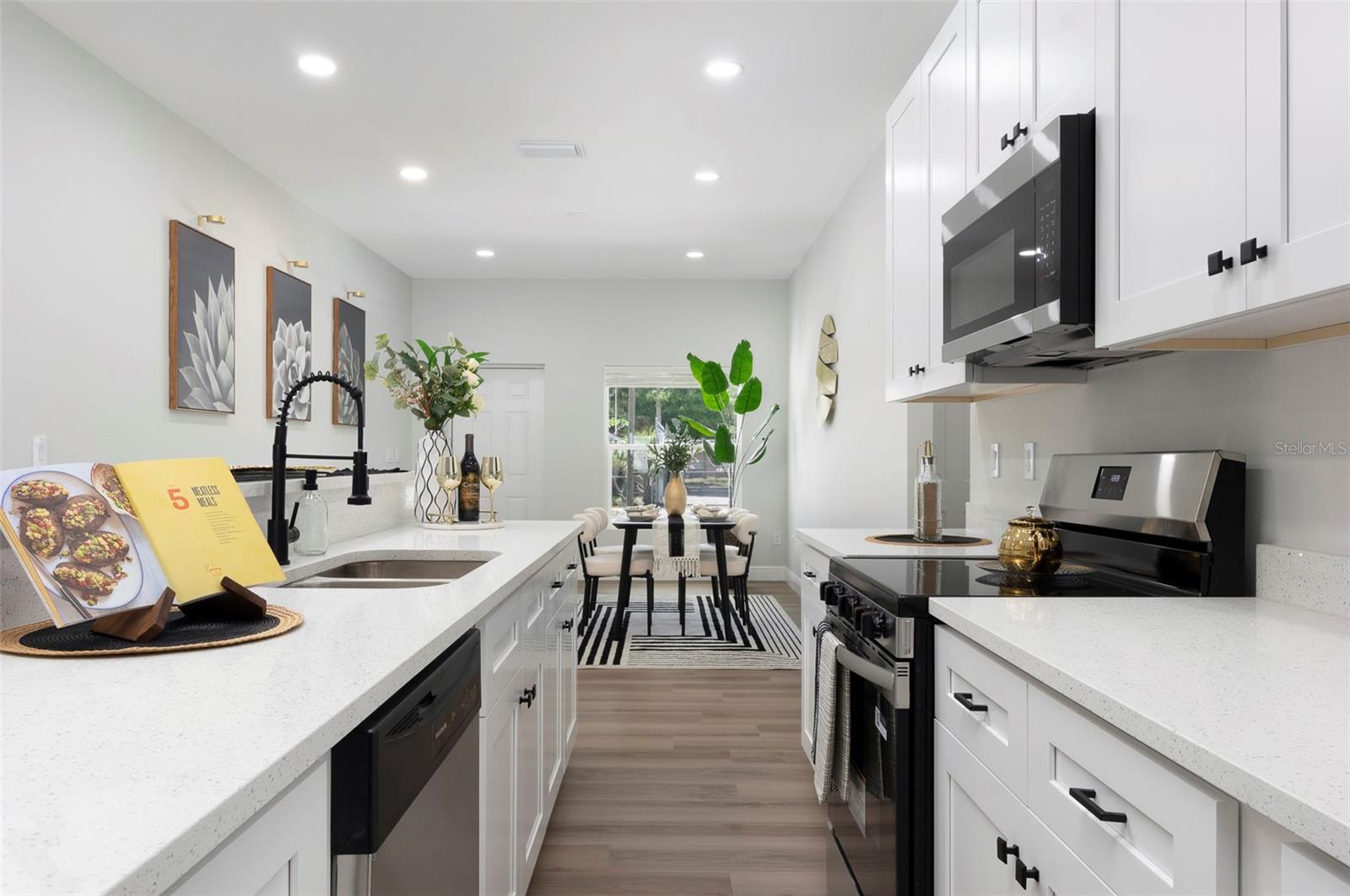 1934 AUBURN ST S, ST PETERSBURG, FL, 33712