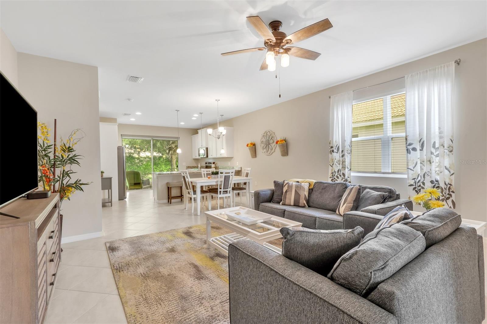 2119 SUMMERSWEET DR, ALVA, FL, 33920