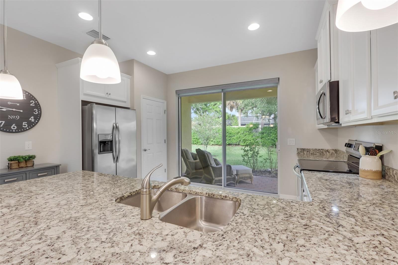 2119 SUMMERSWEET DR, ALVA, FL, 33920